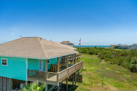 A home in Crystal Beach