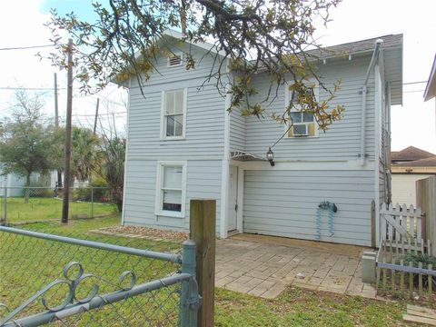 5113 Avenue O 1/2 Avenue Galveston TX 77551