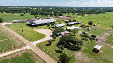1119 Wolters Road Schulenburg TX 78956