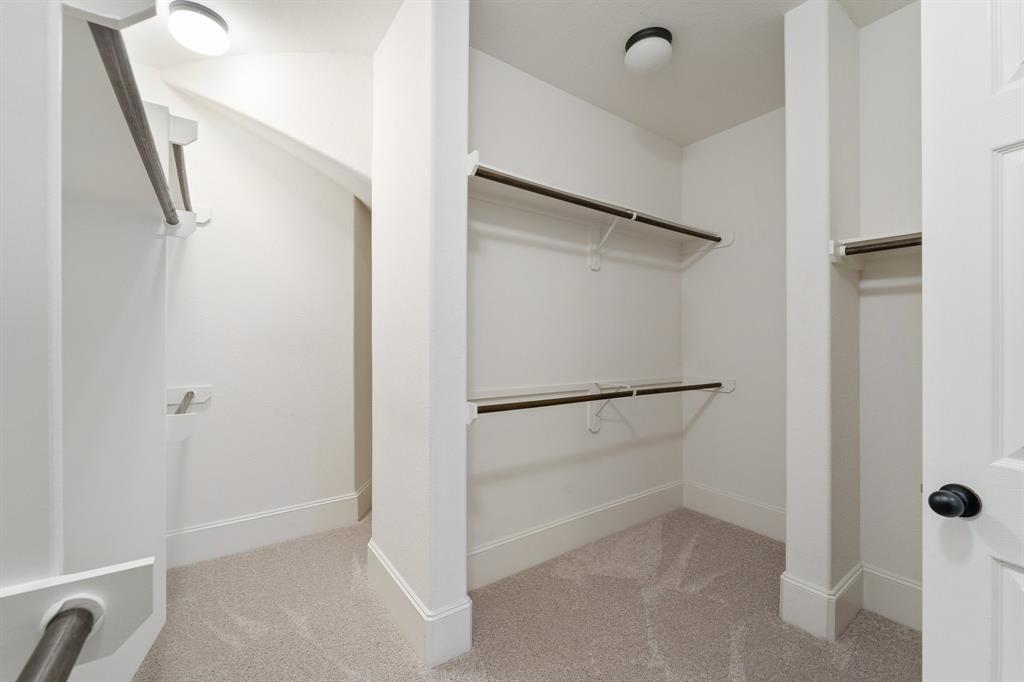 126 Honeysuckle Vine Drive, Rosenberg, Texas image 18