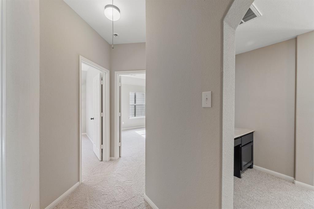 126 Honeysuckle Vine Drive, Rosenberg, Texas image 21