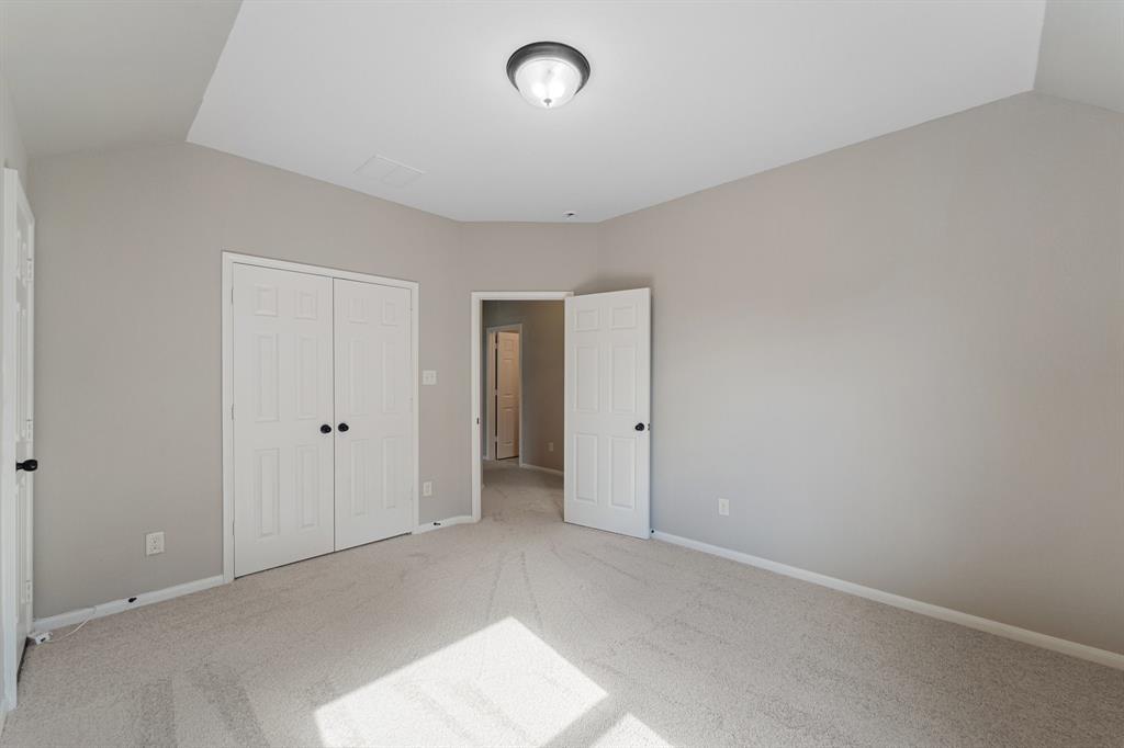 126 Honeysuckle Vine Drive, Rosenberg, Texas image 22