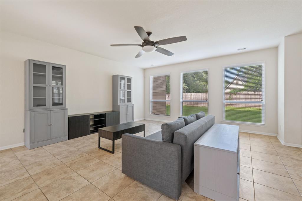 20738 Quartz Creek Lane, Humble, Texas image 15