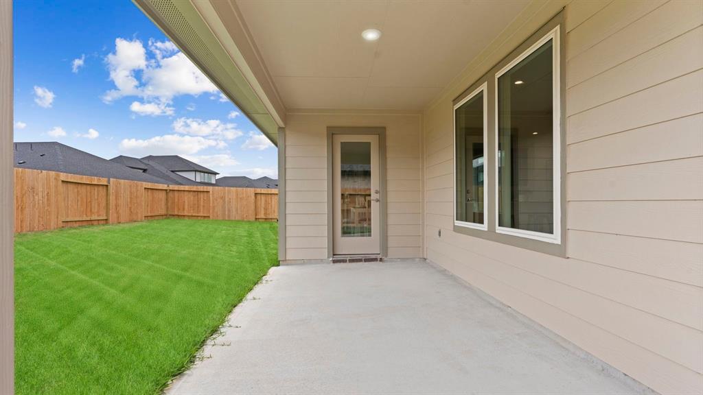 31227 South Eden Manor Loop, Fulshear, Texas image 28