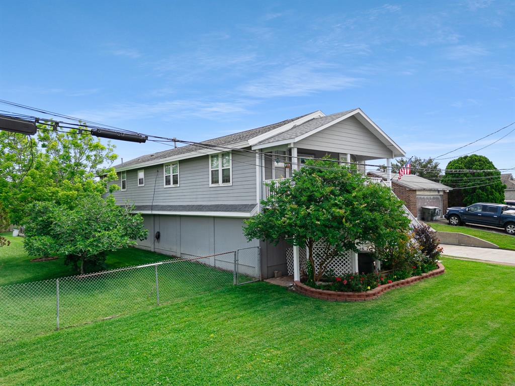 2120 73rd Street, Galveston, Texas image 32