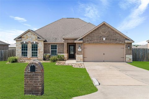 Single Family Residence in Magnolia TX 27018 Maverick Ranch Road.jpg