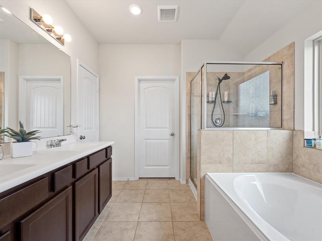 3018 Quarry Springs Drive, Conroe, Texas image 18