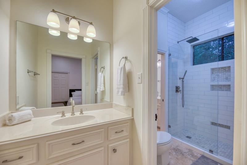 3307 Meadowside Drive, Sugar Land, Texas image 25