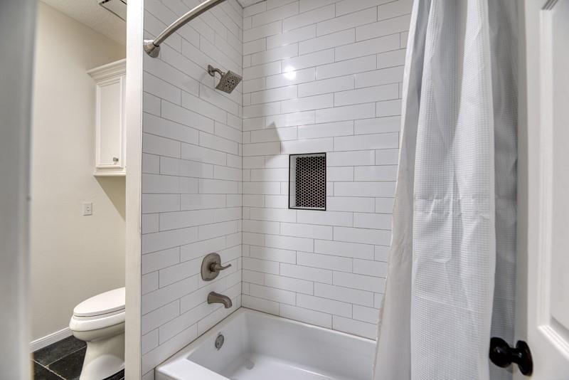 3307 Meadowside Drive, Sugar Land, Texas image 30