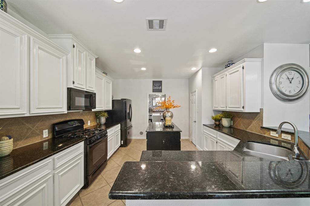 2403 Shadow Oaks Drive, Fresno, Texas image 21