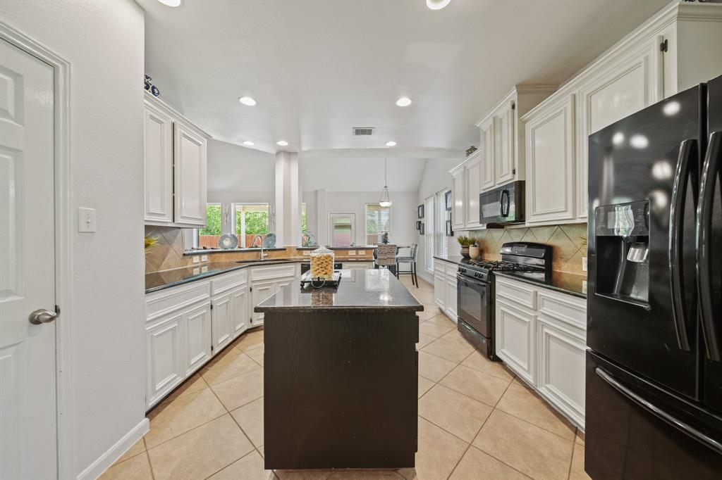 2403 Shadow Oaks Drive, Fresno, Texas image 22