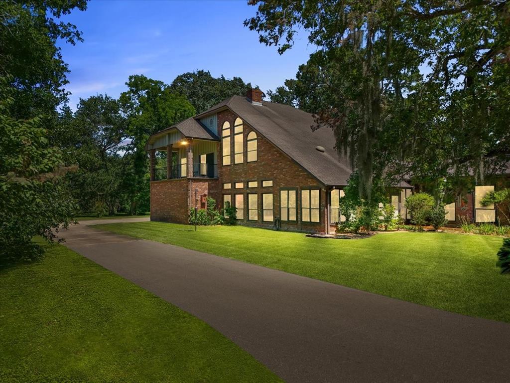 3415 E Bayou Drive
