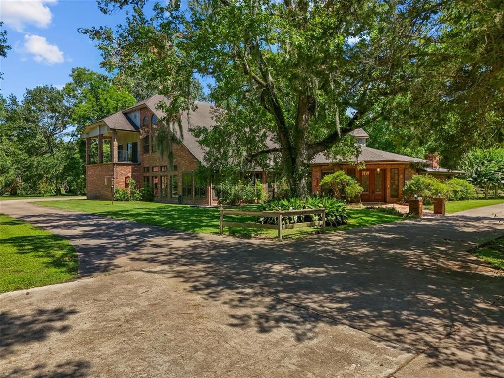 3415 E Bayou Drive