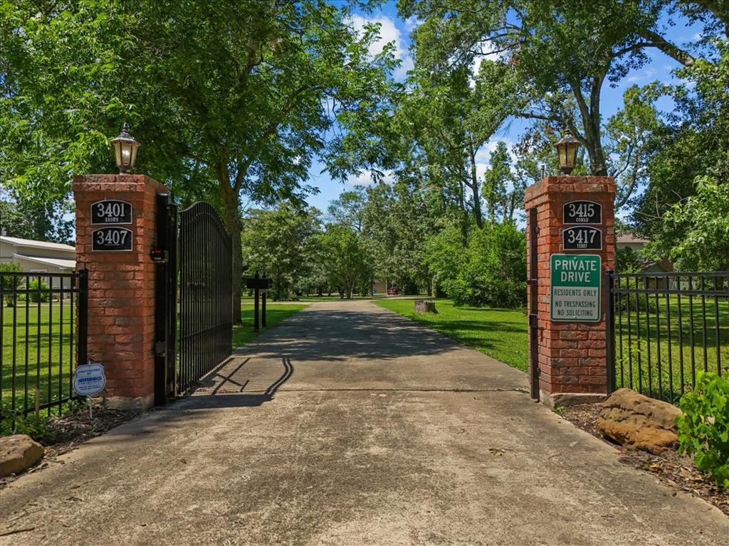 3415 E Bayou Drive