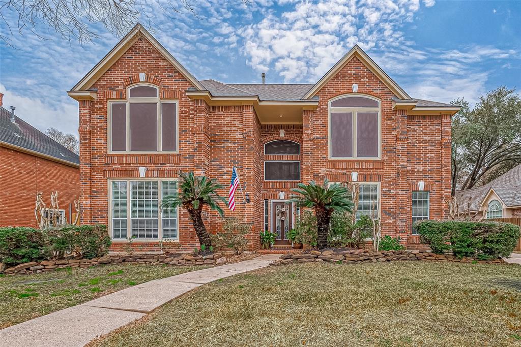 3523 Whispering Brook Drive, Kingwood, Texas image 1