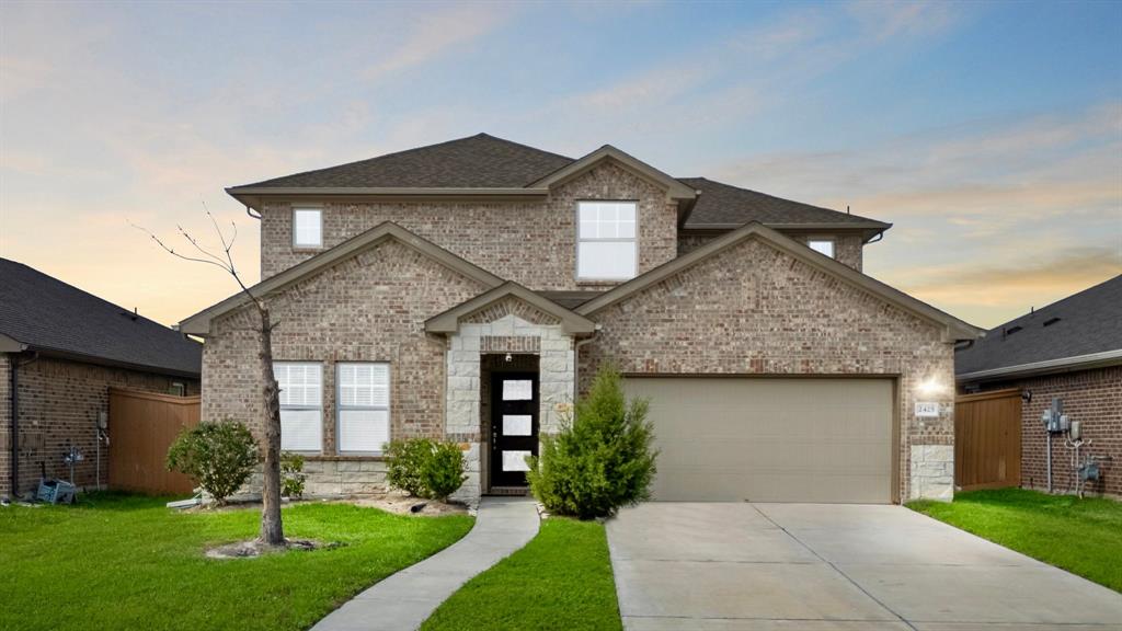 2425 Bear Creek Drive, Rosharon, Texas image 1
