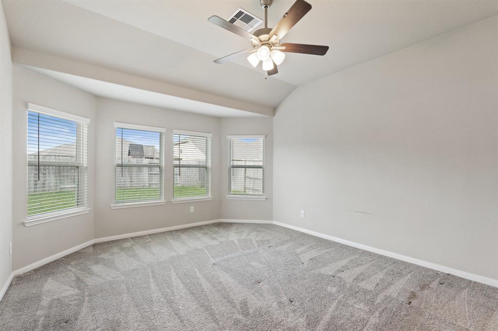 2425 Bear Creek Drive, Rosharon, Texas image 12