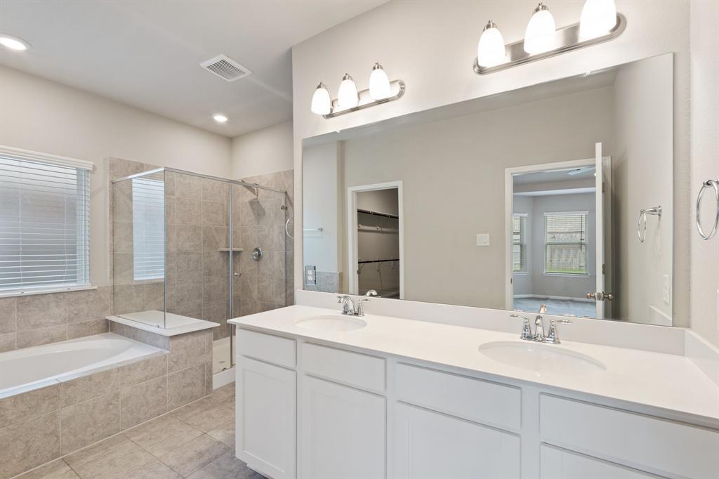 2425 Bear Creek Drive, Rosharon, Texas image 14