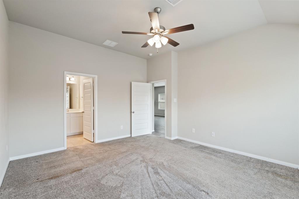 2425 Bear Creek Drive, Rosharon, Texas image 26