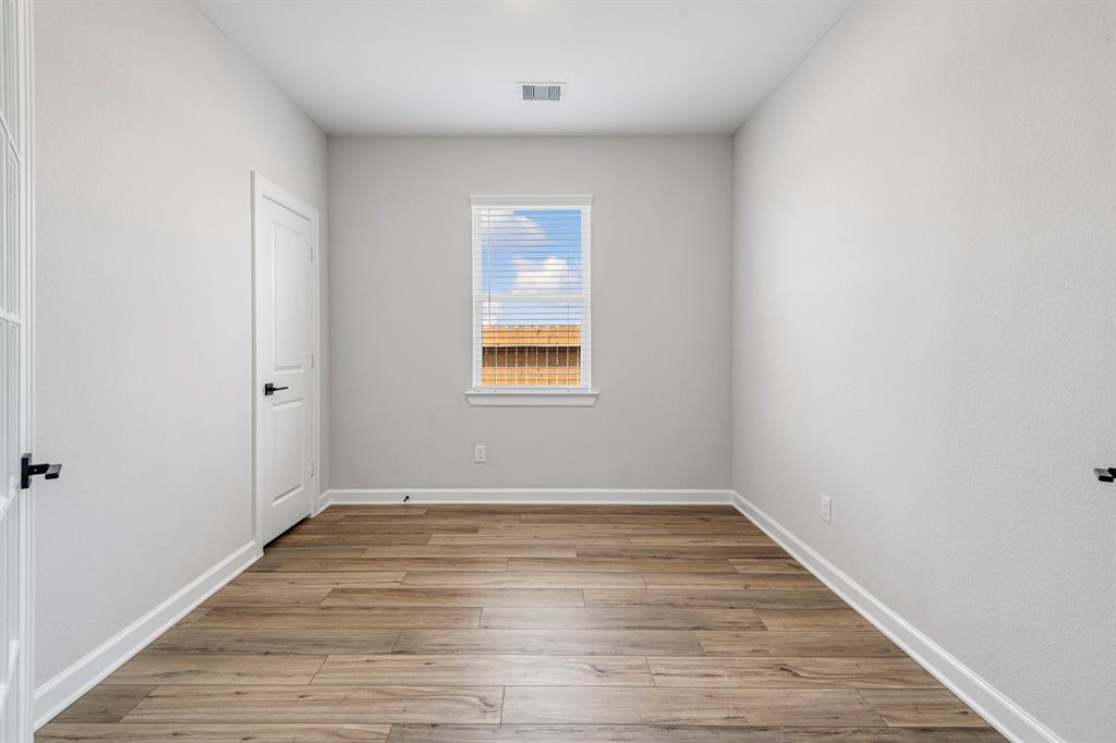 15687 Honey Cove Drive, Conroe, Texas image 7