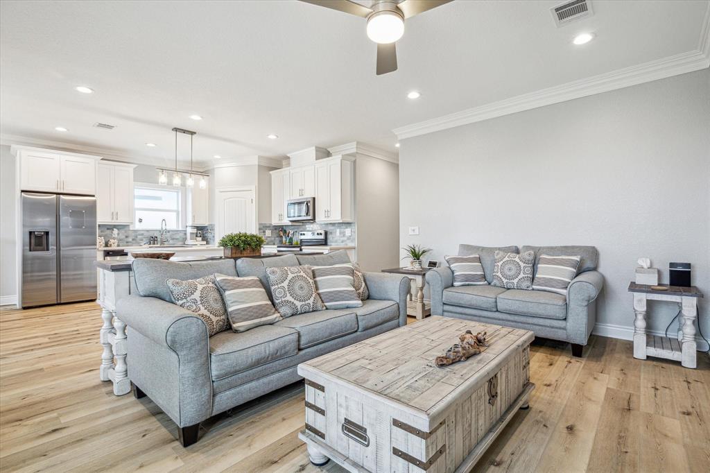 25215 Sausalito Drive