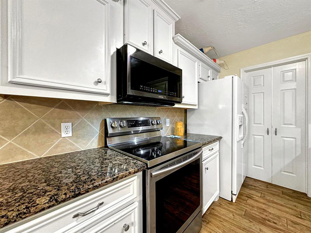 3933 Biscayne Beach Road, Port Bolivar, Texas image 26