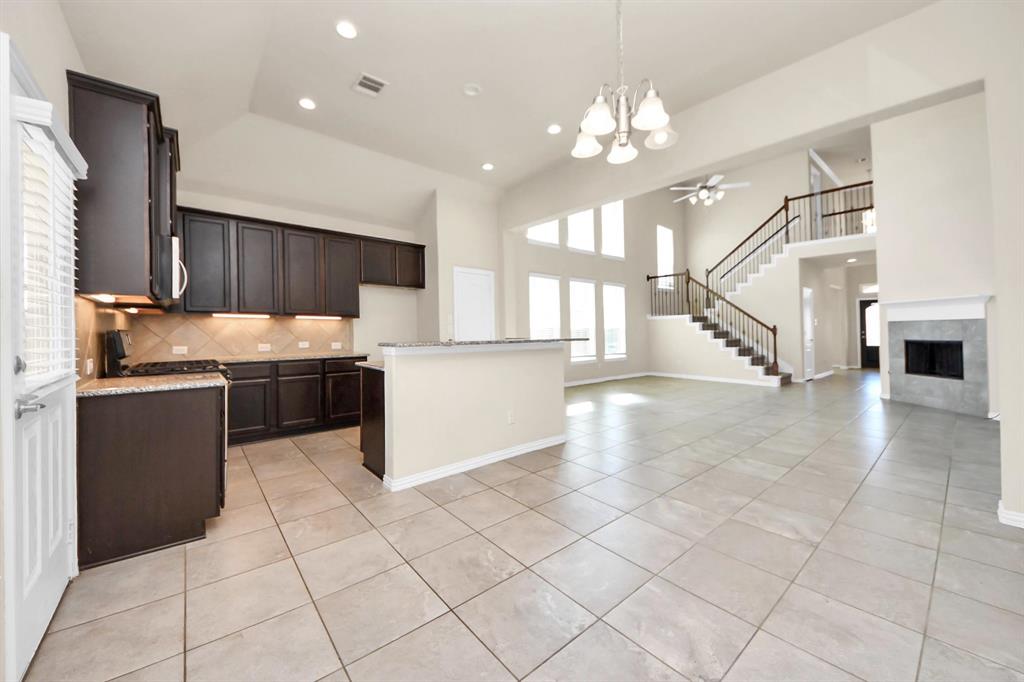 115 San Jacinto Drive, Baytown, Texas image 15