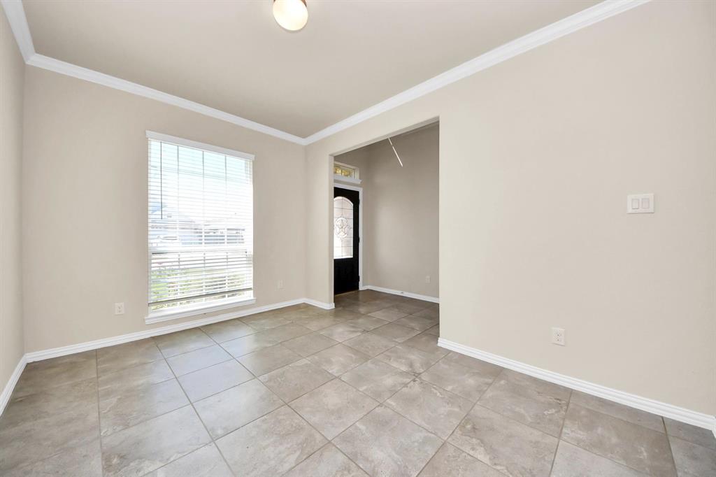 115 San Jacinto Drive, Baytown, Texas image 3