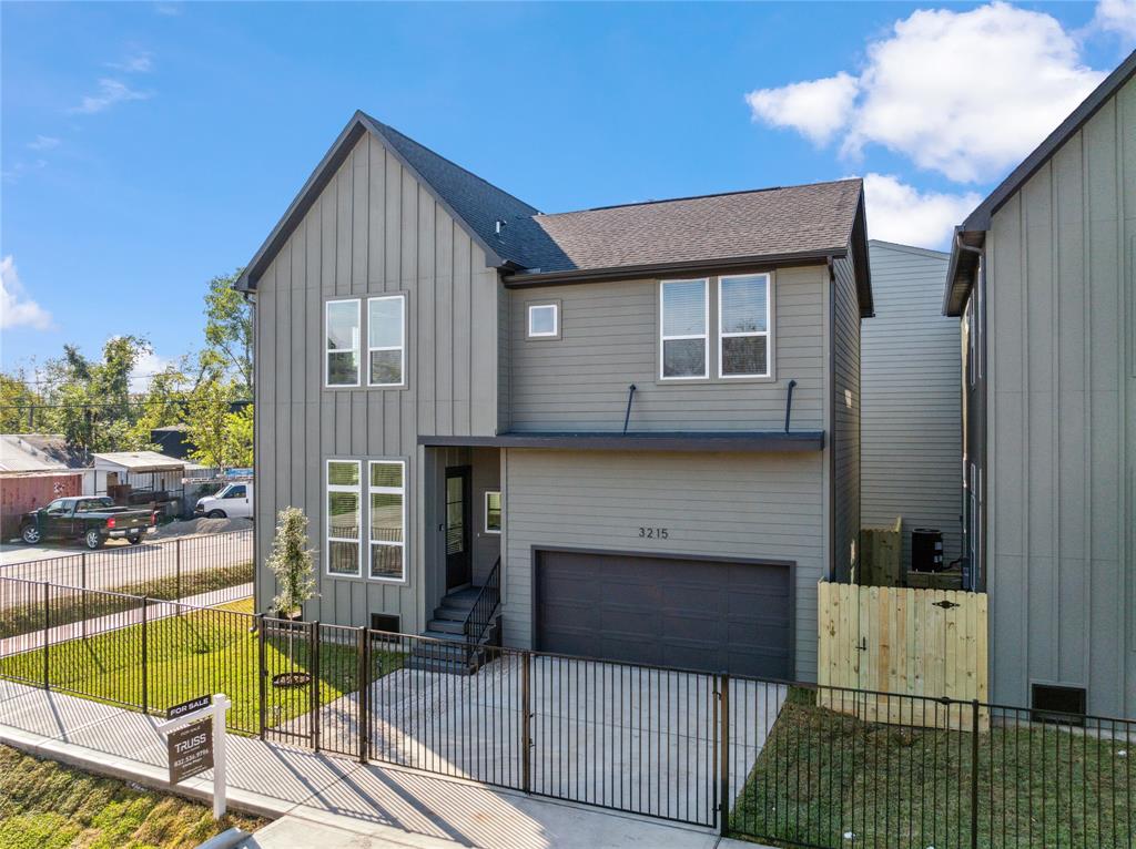 3219 Brewster Street, Houston, Texas image 3