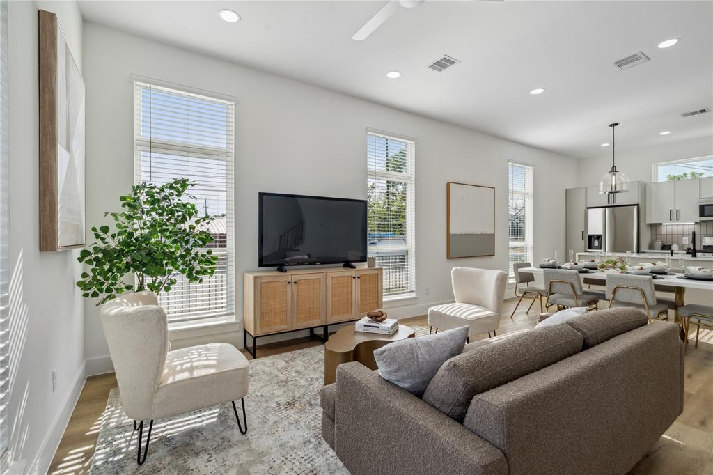 3219 Brewster Street, Houston, Texas image 7