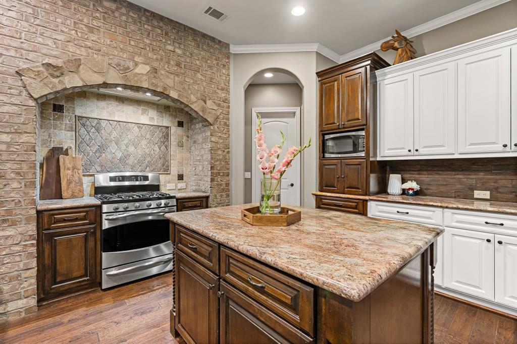 8401 Prince Charles Court, Montgomery, Texas image 13
