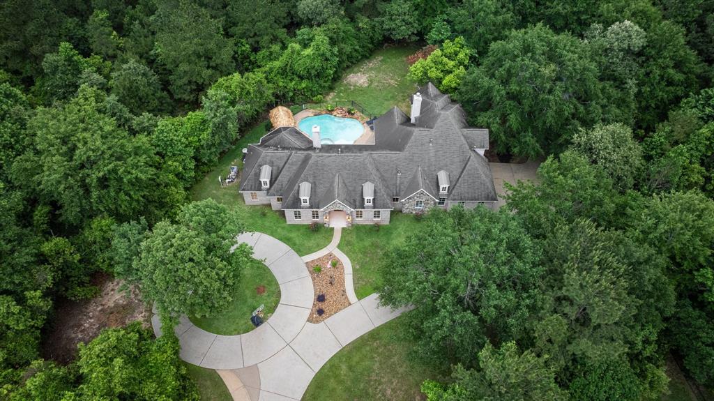 8401 Prince Charles Court, Montgomery, Texas image 1