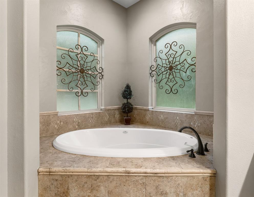 8401 Prince Charles Court, Montgomery, Texas image 33