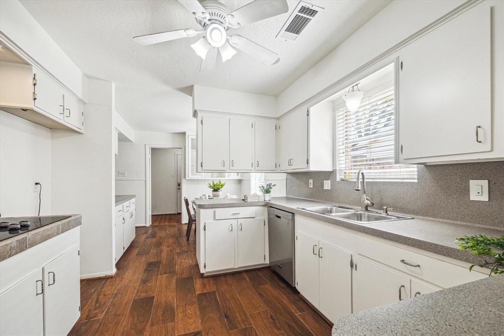 5939 Rutherglenn Drive, Houston, Texas image 11