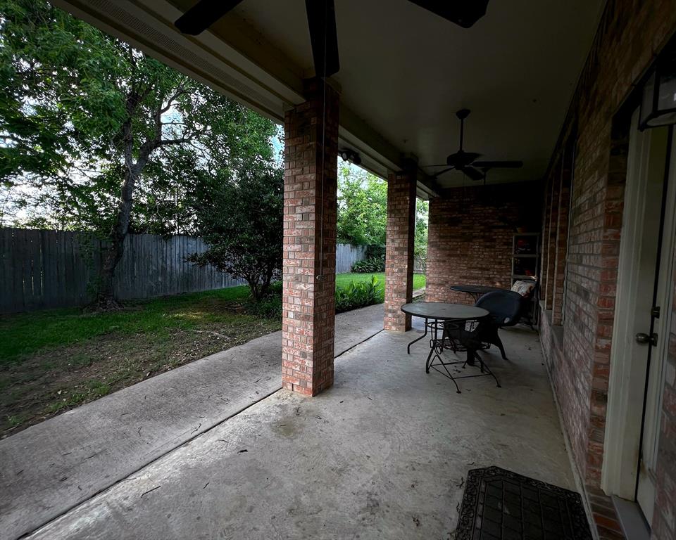 3002 Sandleigh Drive, Spring, Texas image 34
