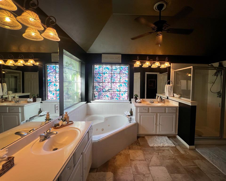 3002 Sandleigh Drive, Spring, Texas image 28