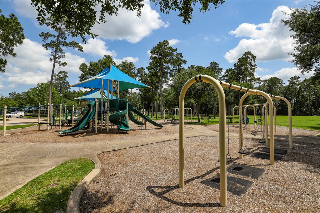 27414 Shady Hills Landing Lane, Spring, Texas image 24