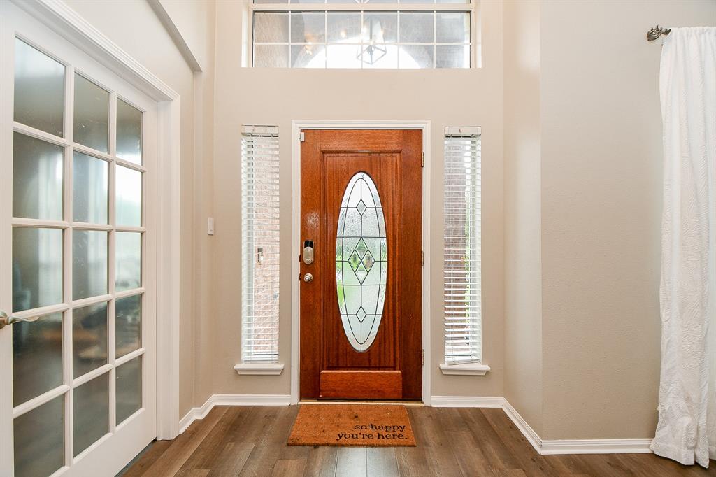 2711 Everest Lane