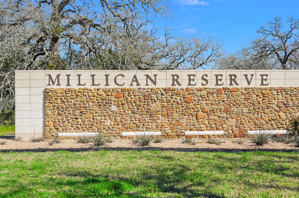 4019 Hollow Court, College Station, Texas image 1