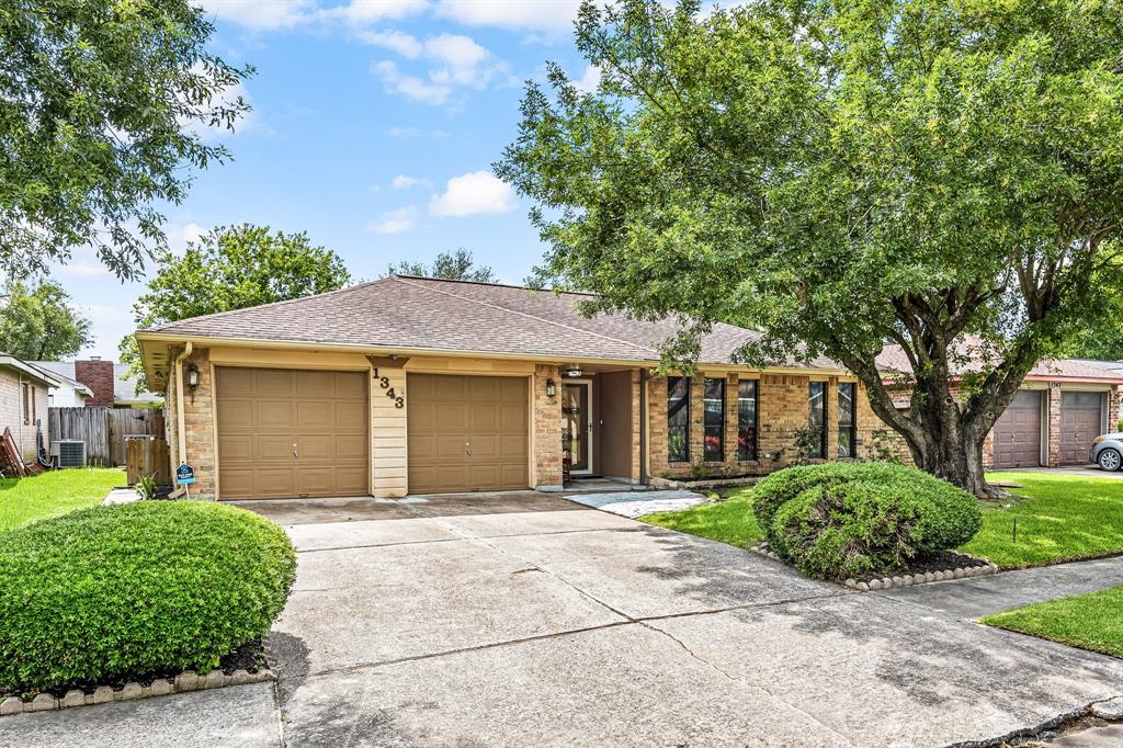 1343 Somercotes Lane, Channelview, Texas image 2