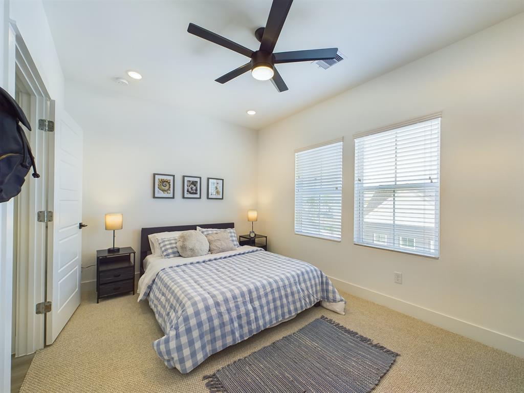 8321 Springwood Creek Lane, Houston, Texas image 27