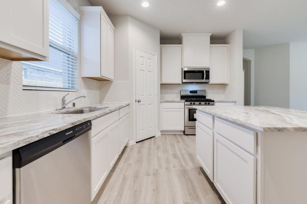5021 Marcasca Drive, Katy, Texas image 14