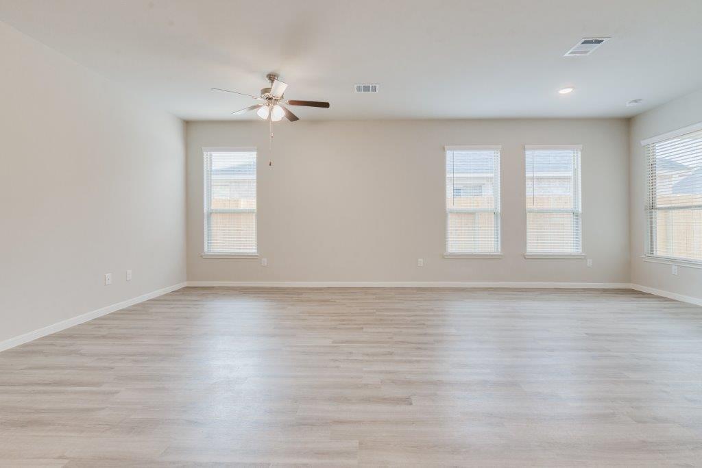5021 Marcasca Drive, Katy, Texas image 6