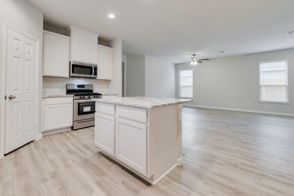5021 Marcasca Drive, Katy, Texas image 13