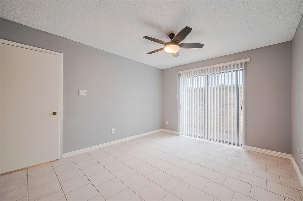 8541 Sands Point Drive, Houston, Texas image 17