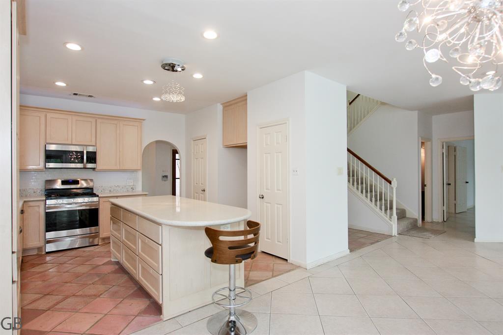 203 Lakeside Boulevard, Sugar Land, Texas image 12