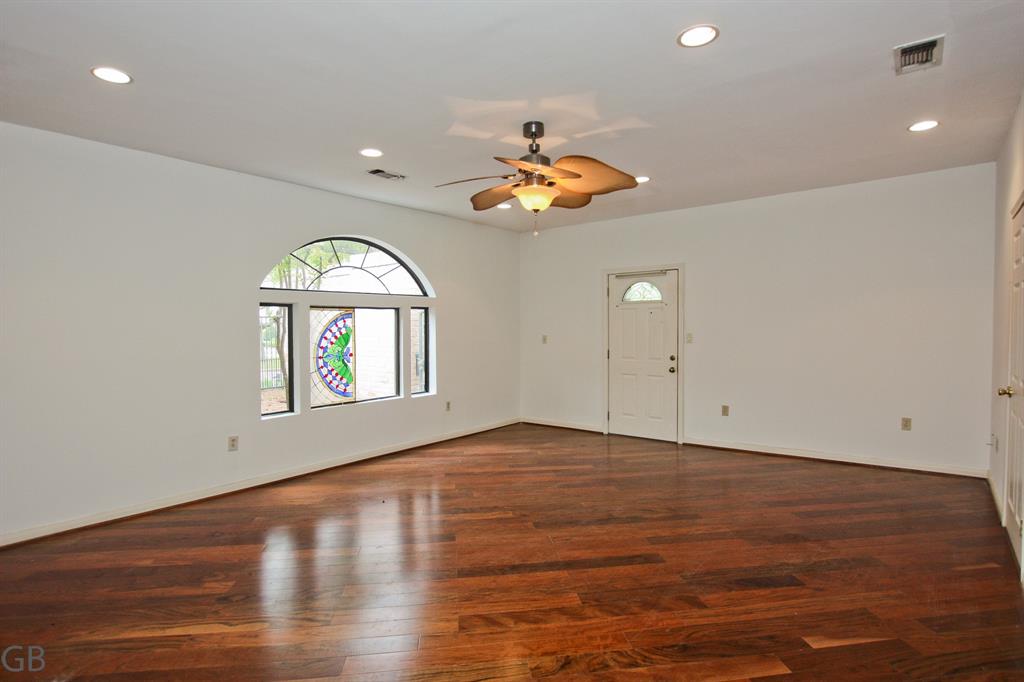 203 Lakeside Boulevard, Sugar Land, Texas image 16