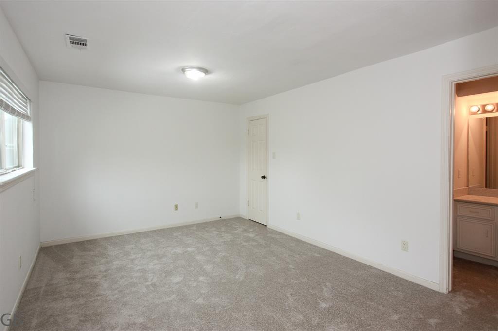 203 Lakeside Boulevard, Sugar Land, Texas image 32