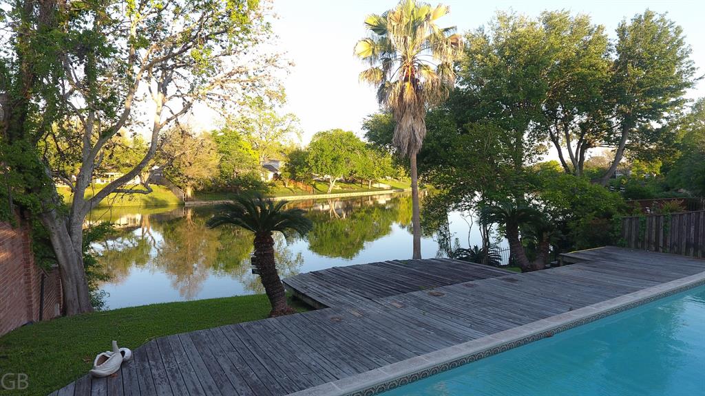 203 Lakeside Boulevard, Sugar Land, Texas image 37