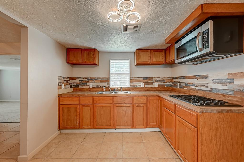 515 Austin Street, Richmond, Texas image 6